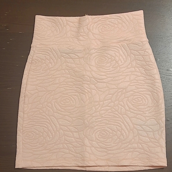 Bebe rose print pencil mini skirt - Picture 1 of 4